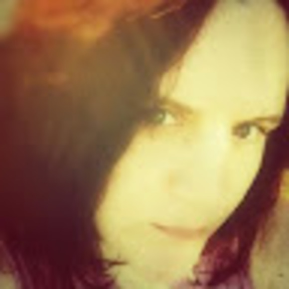 Meet your Posher, Lindsey - Picture 1 of 1